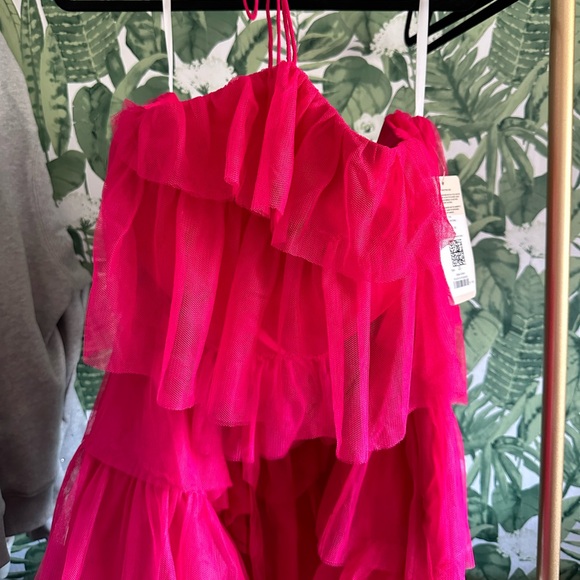 NWT Petite Revelry Carrie Tulle Bridesmaid Dress- Hot Pink - Picture 3 of 4